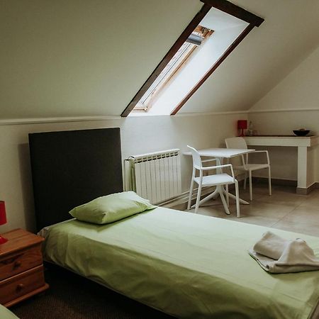 Dos Patos Bed & Breakfast เอลก์ ภายนอก รูปภาพ