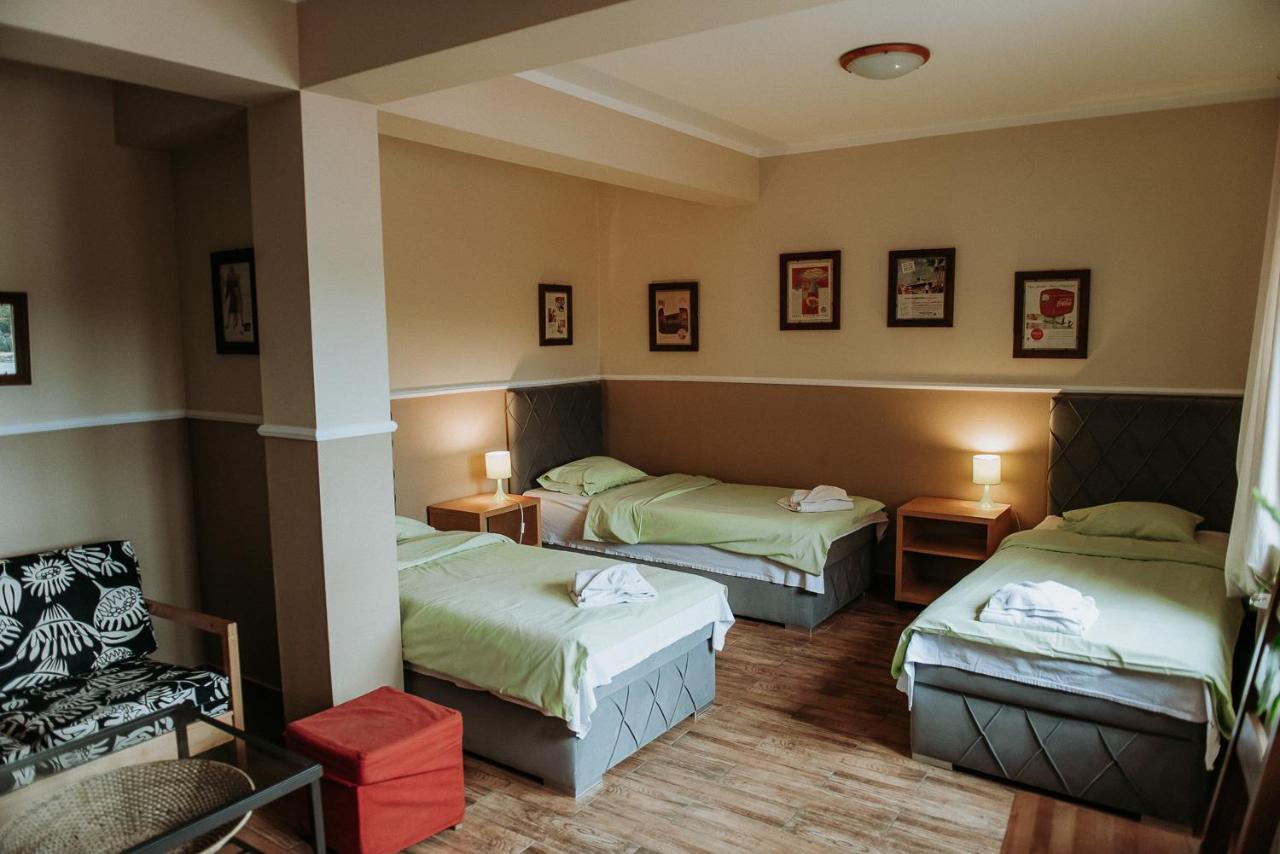 Dos Patos Bed & Breakfast เอลก์ ภายนอก รูปภาพ